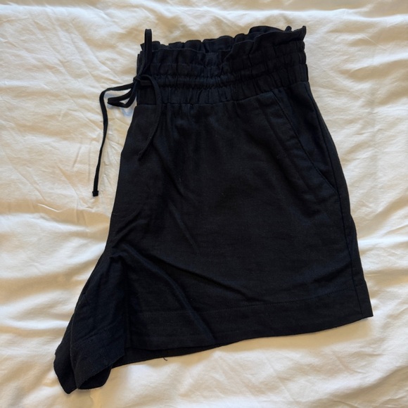 A New Day Linen Short - Picture 3 of 7